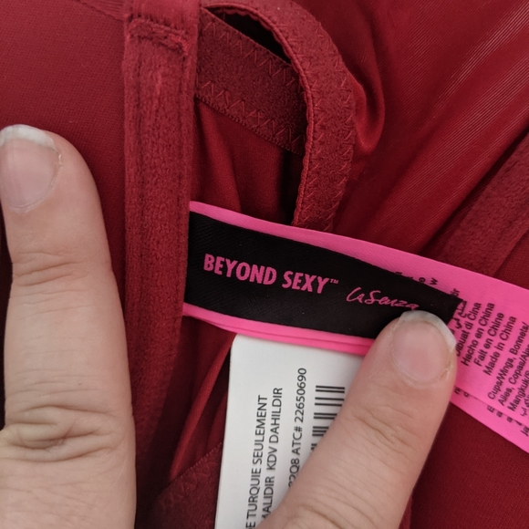 La Senza Limited Ed Beyond Sexy W/ Back Rhinestone - Picture 8 of 8